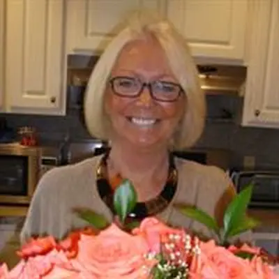 Marcella Buturla headshot