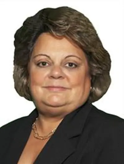 Doris Debatt headshot