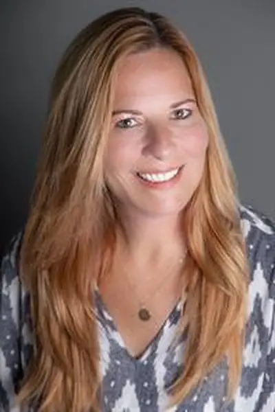 Heather Dwyer headshot