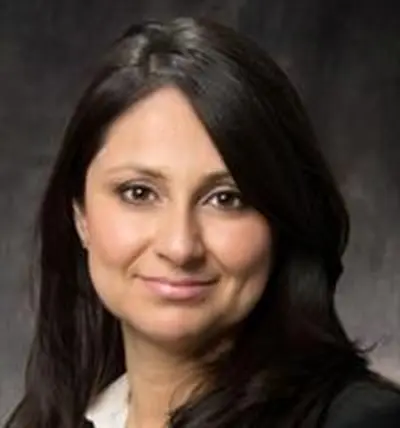 Christina Lara headshot