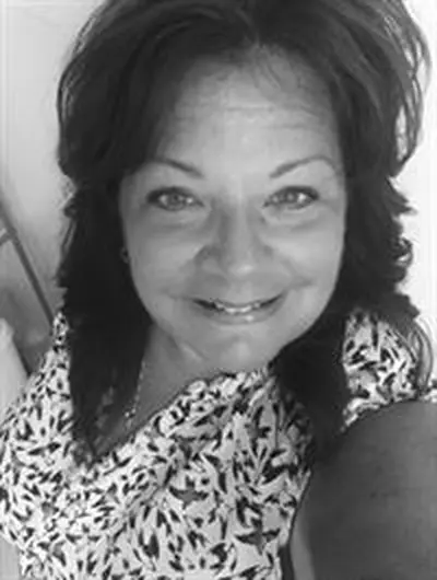 Marie Salvemini headshot