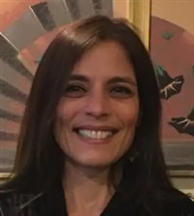 Loreen Losee headshot