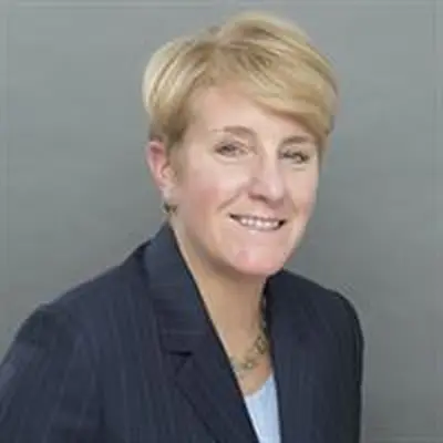 Christine Brunie headshot