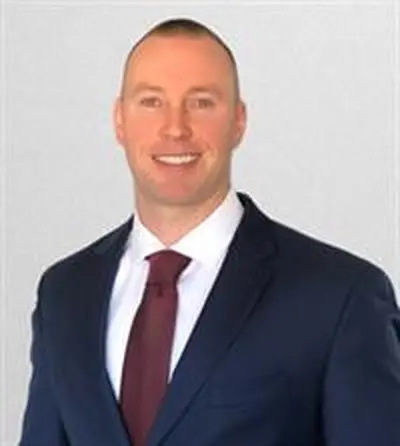 Noah Levinson headshot