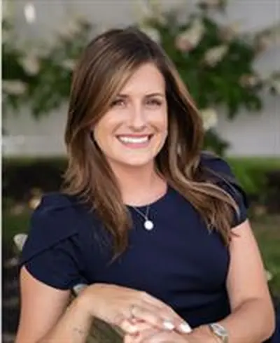 Taylor Kane headshot