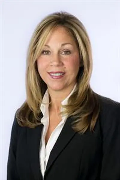 Darene King headshot