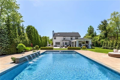 Photograph of 13 Timber Ridge Drive