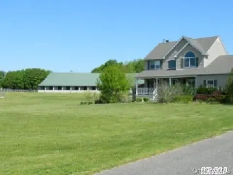 Photograph of 164 Vineyard Way