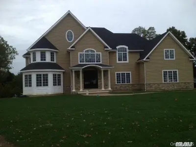 Photograph of 9 Enclave Court