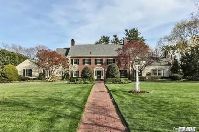 Photograph of 19 Westbury Road