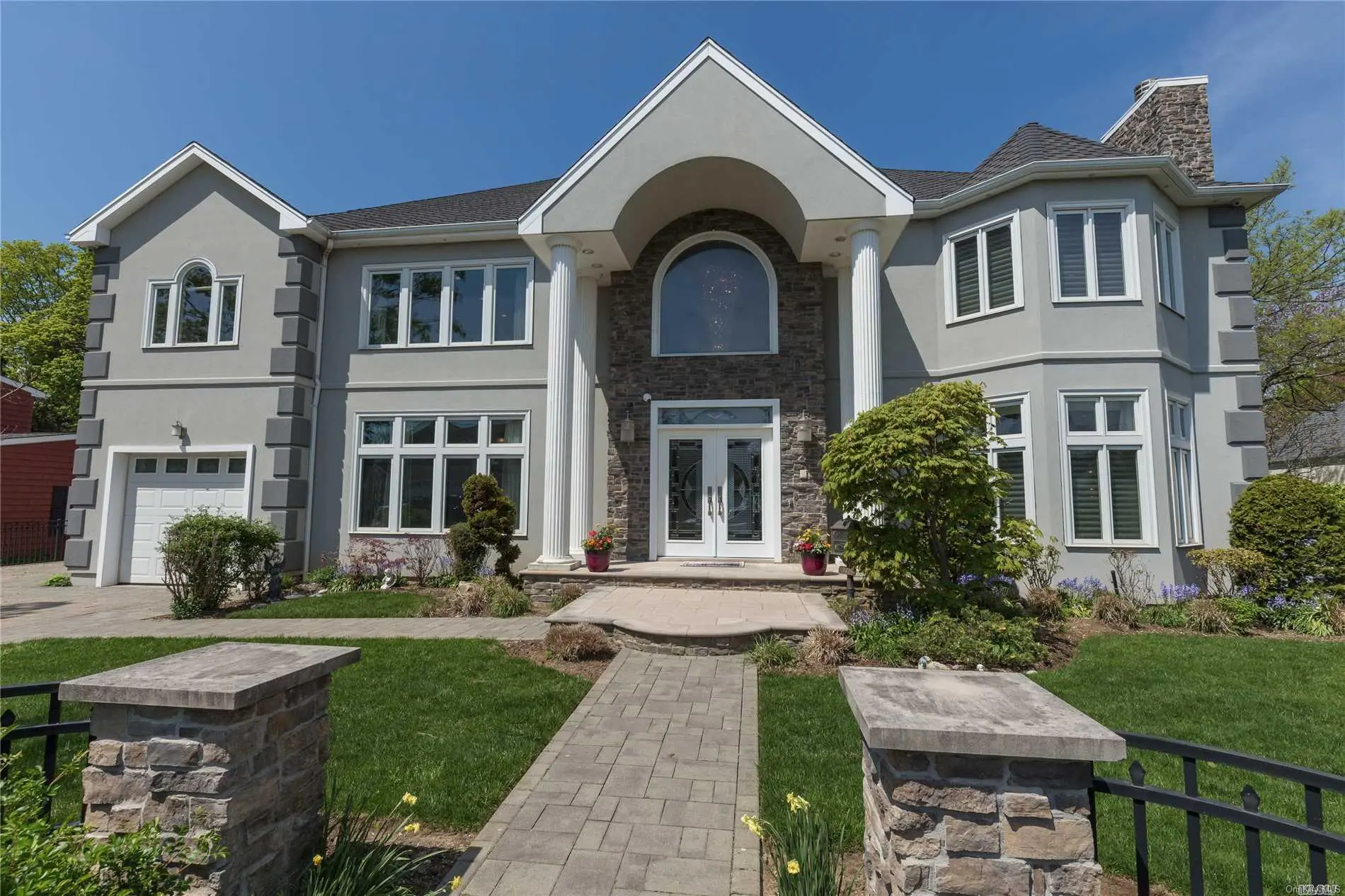 Photograph of 3419 Manchester Road