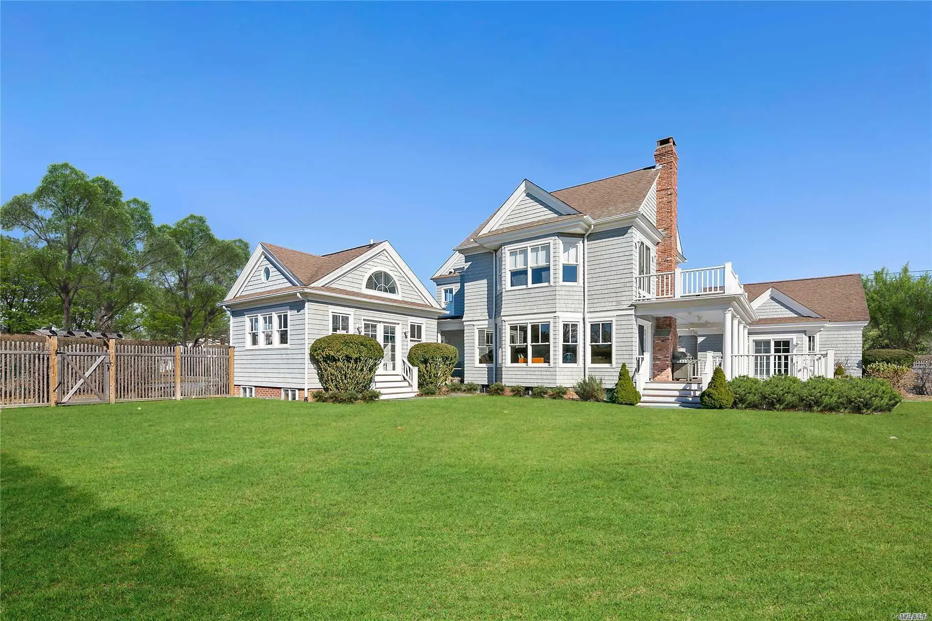 Photograph of 55 Quogue Street