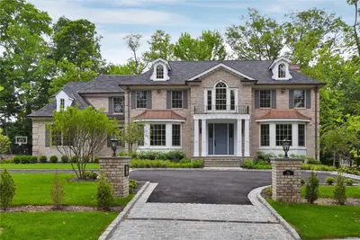 Photograph of 58 Nassau Drive