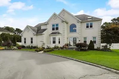 Photograph of 51 Jordan Drive