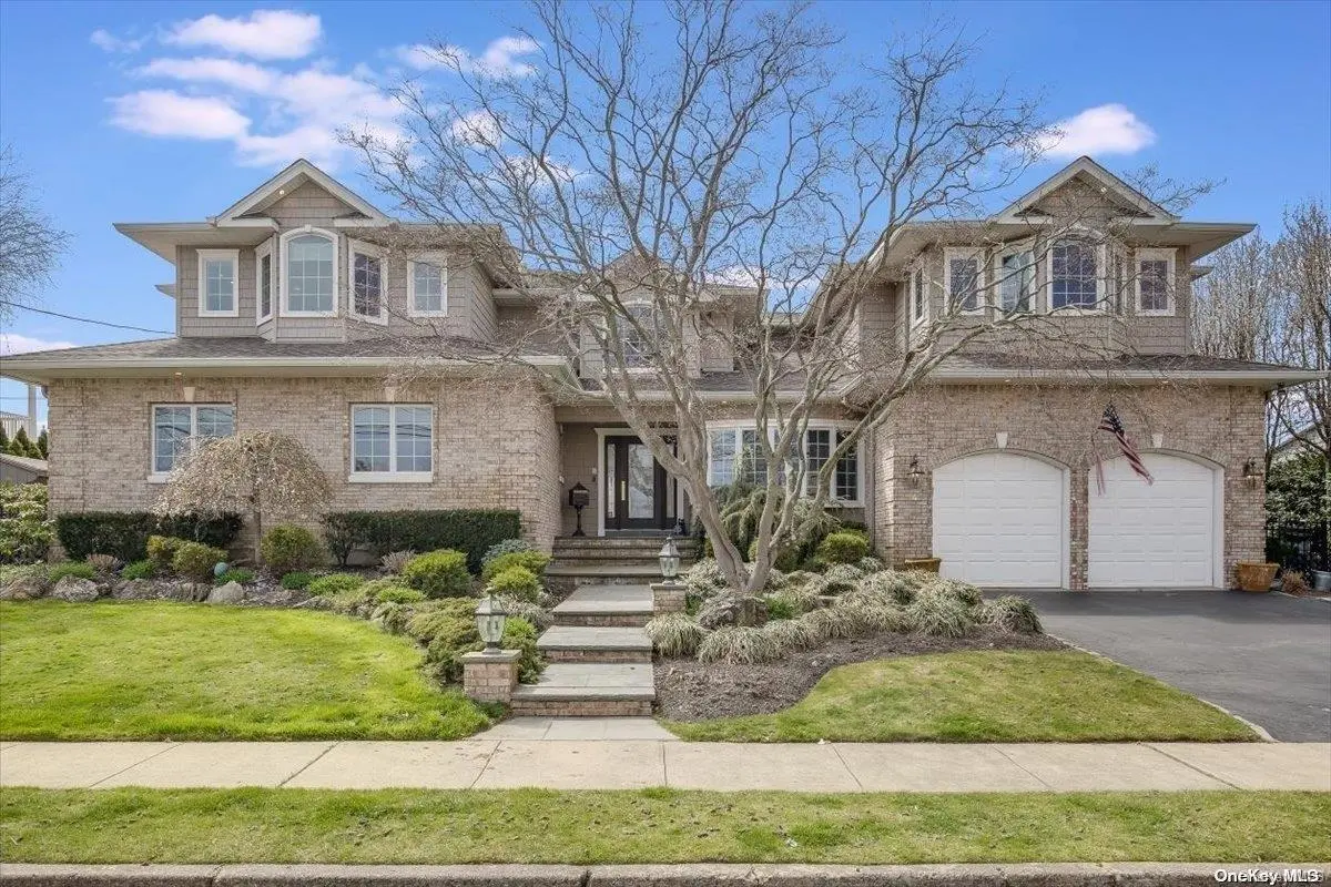 Photograph of 14 Skylark Road