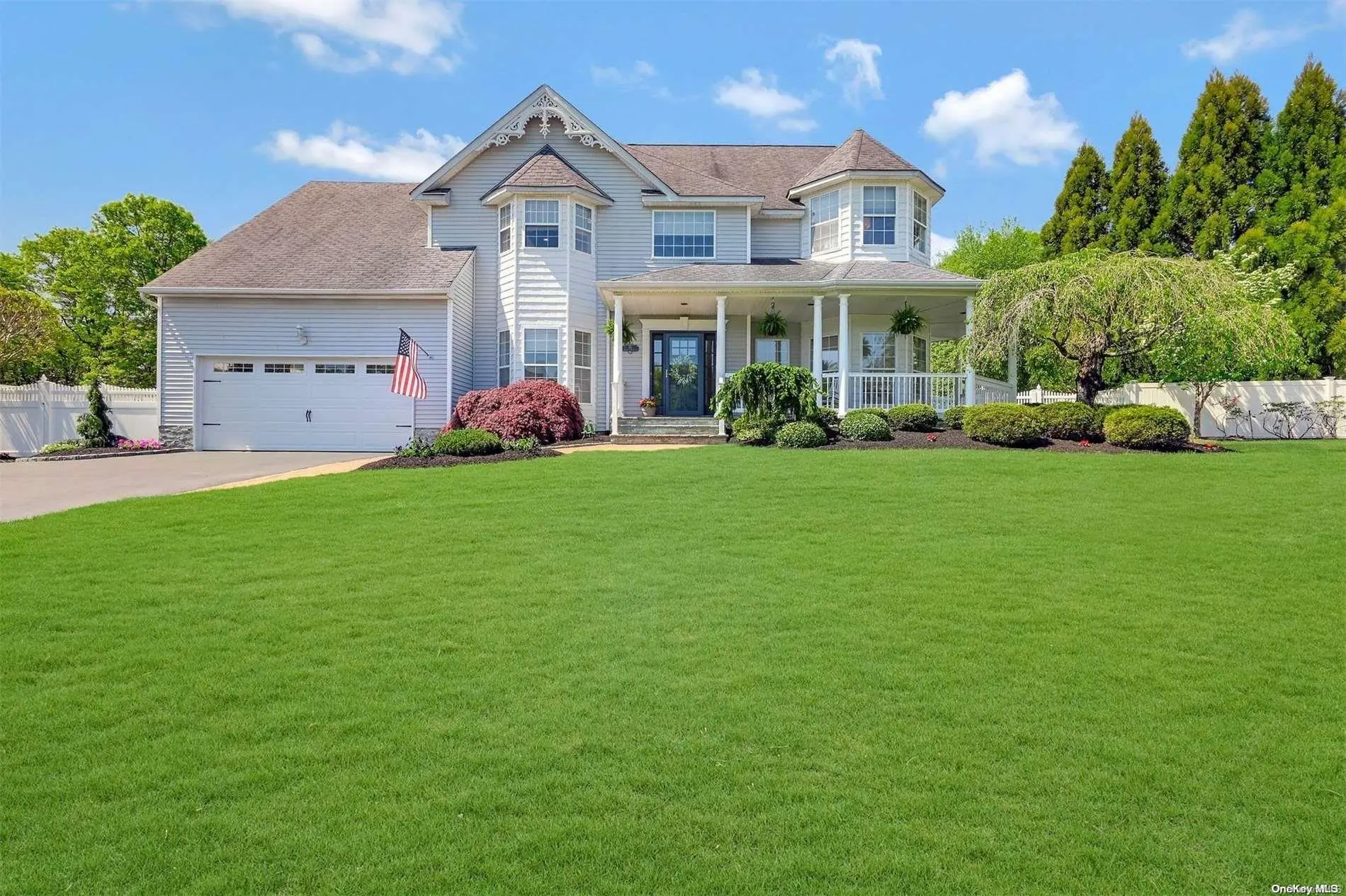 Photograph of 10 Buckingham Drive