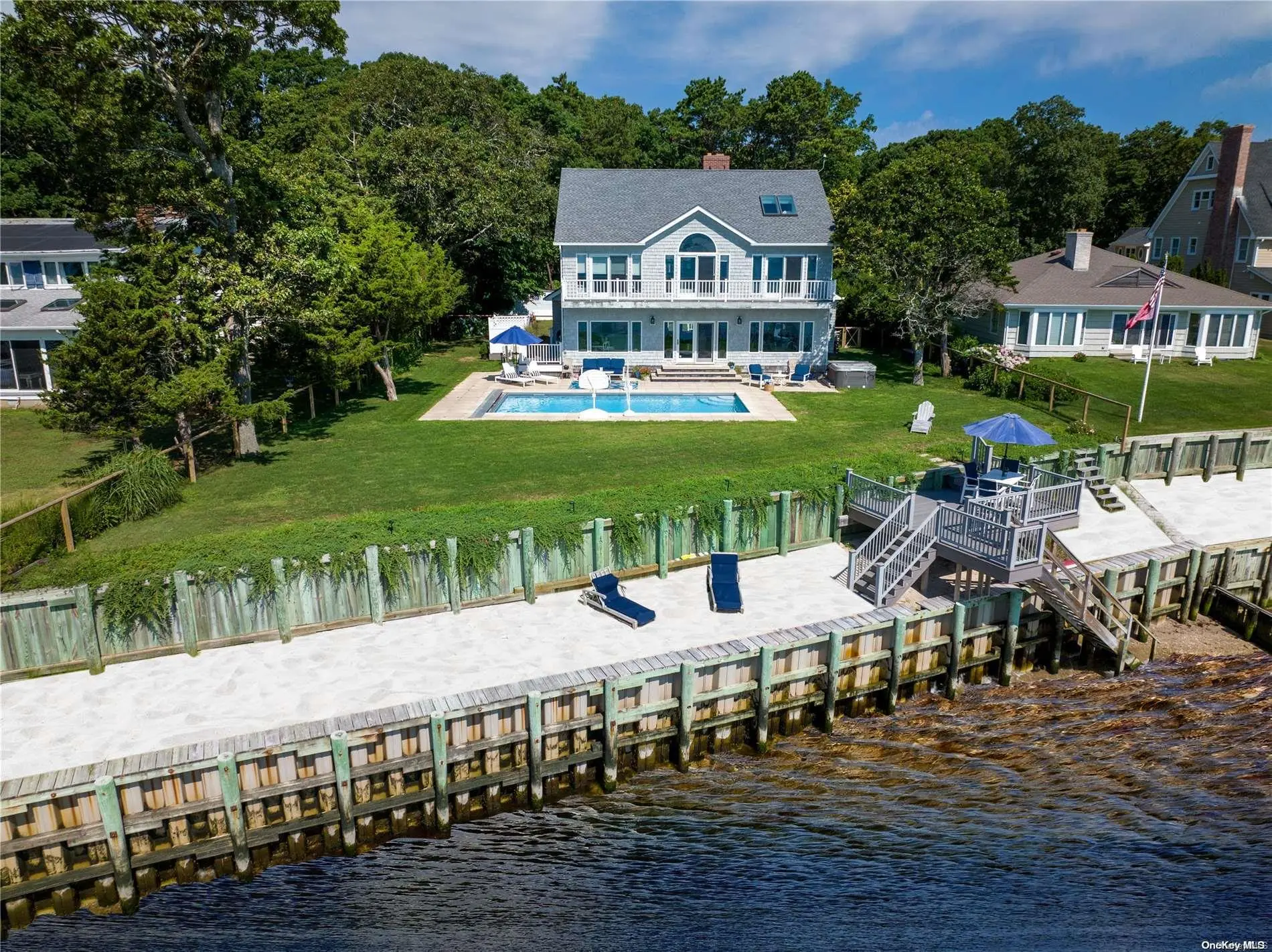 Photograph of 8380 Peconic Bay Boulevard