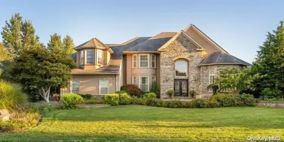 Photograph of 11 Monticello Drive