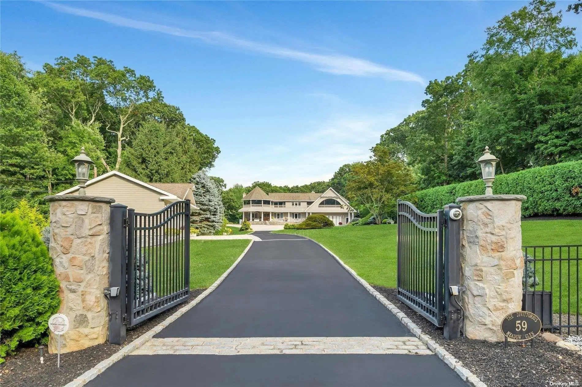 Photograph of 59 Meadow Glen Road