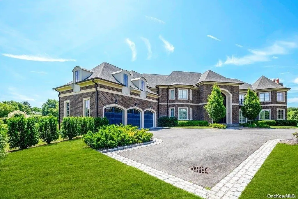 Photograph of 8 Evergreen Way