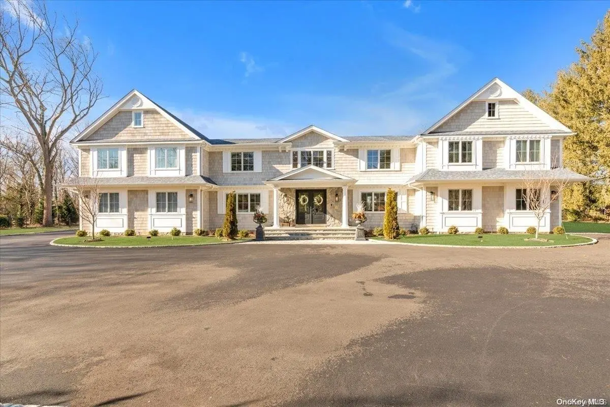 Photograph of 30 Cecilia Drive