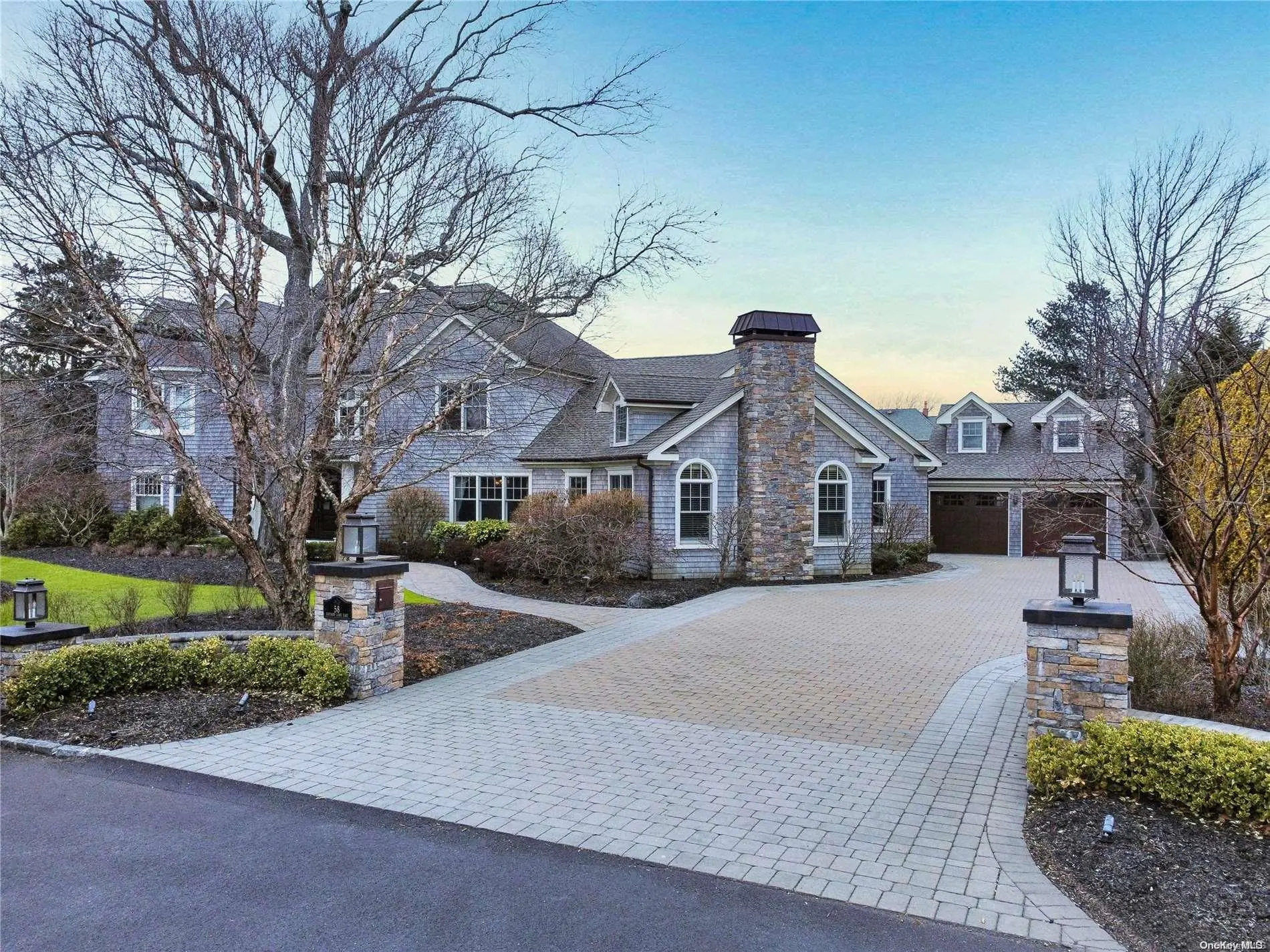 Photograph of 58 Davison Lane E Lane