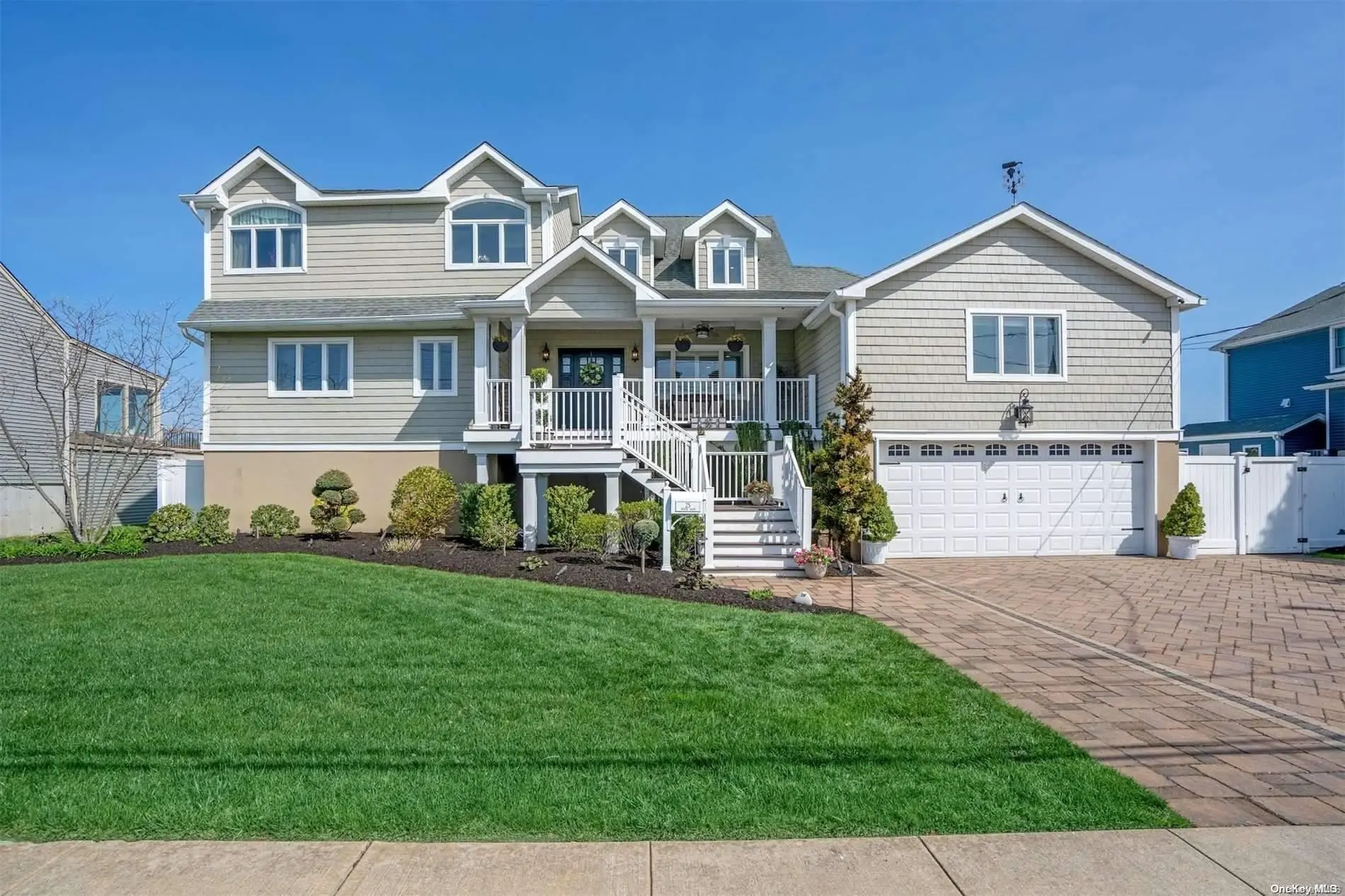 Photograph of 25 Beach Road