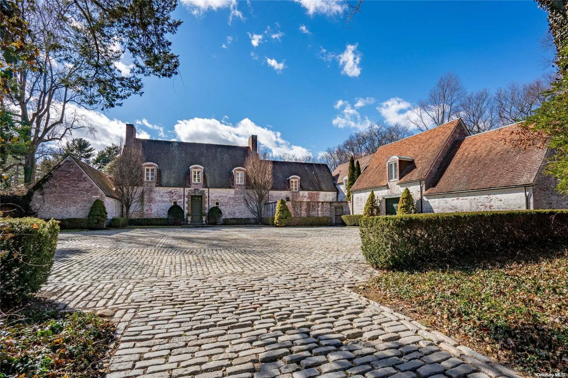 Photograph of 1306 Ridge Road