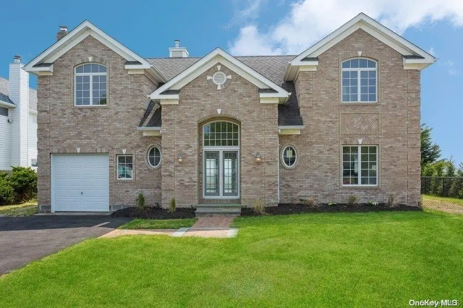 Photograph of 12 Seaview Lane