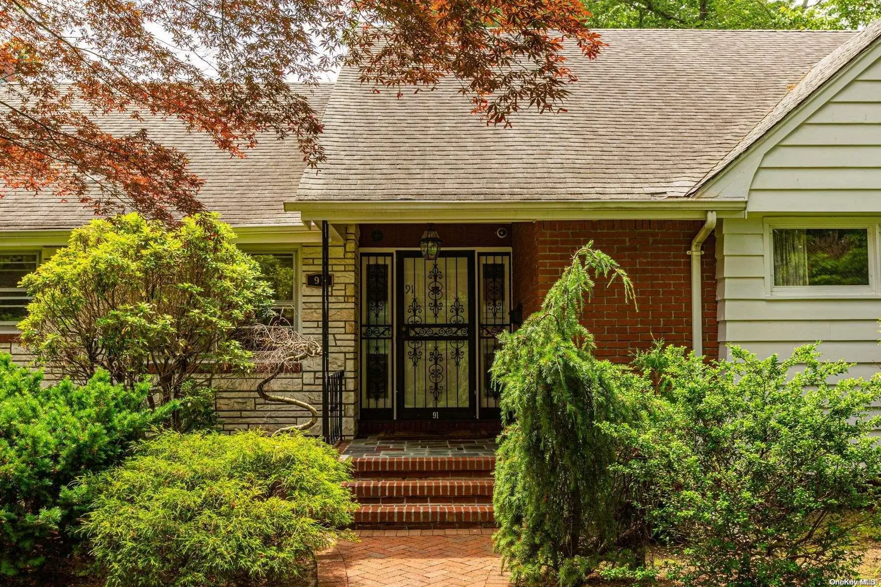 Photograph of 91 Mohawk Drive