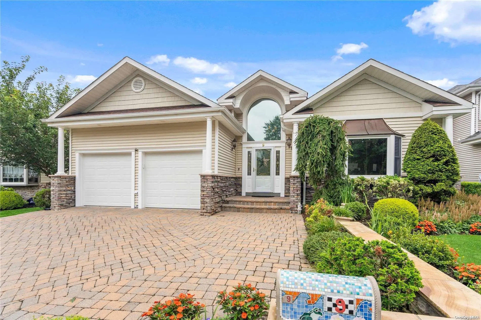 Photograph of 9 Redan Drive