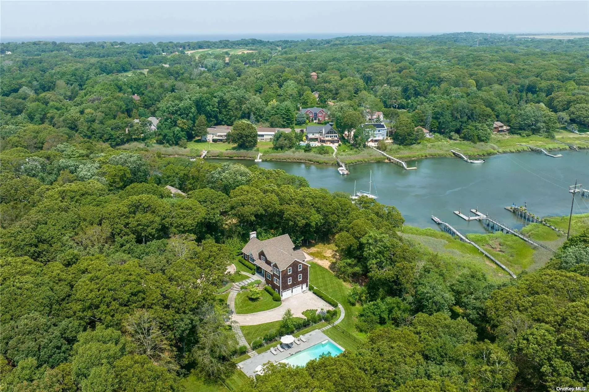 Photograph of 2793 Cox Neck Road