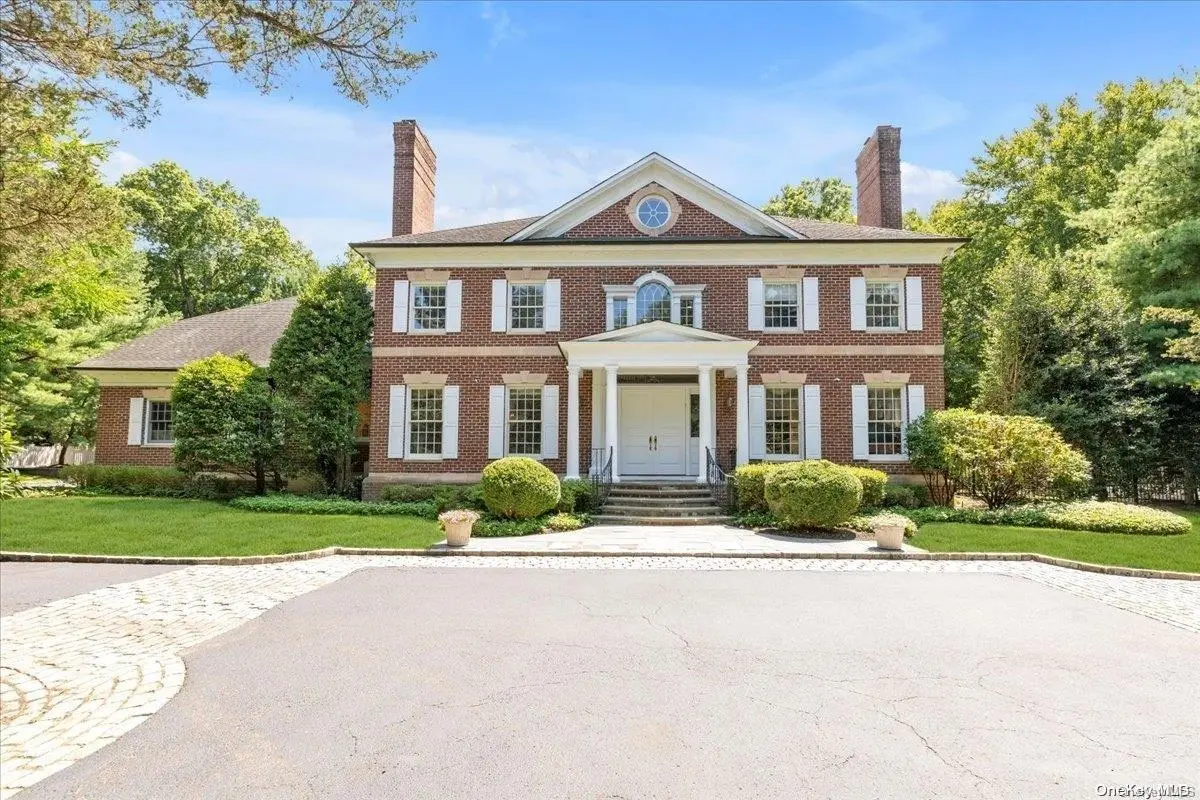 Photograph of 20 Vista Drive