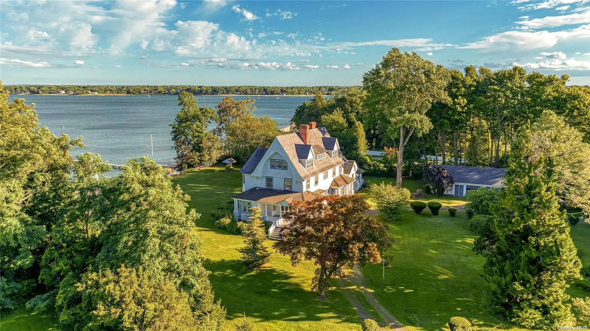 Photograph of 2080 Town Harbor Lane