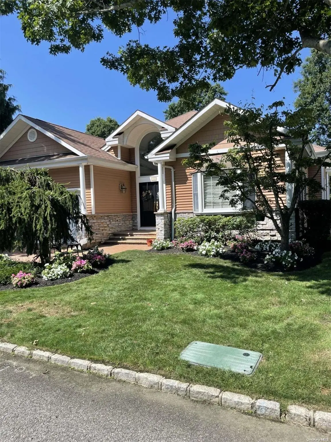Photograph of 12 Redan Drive