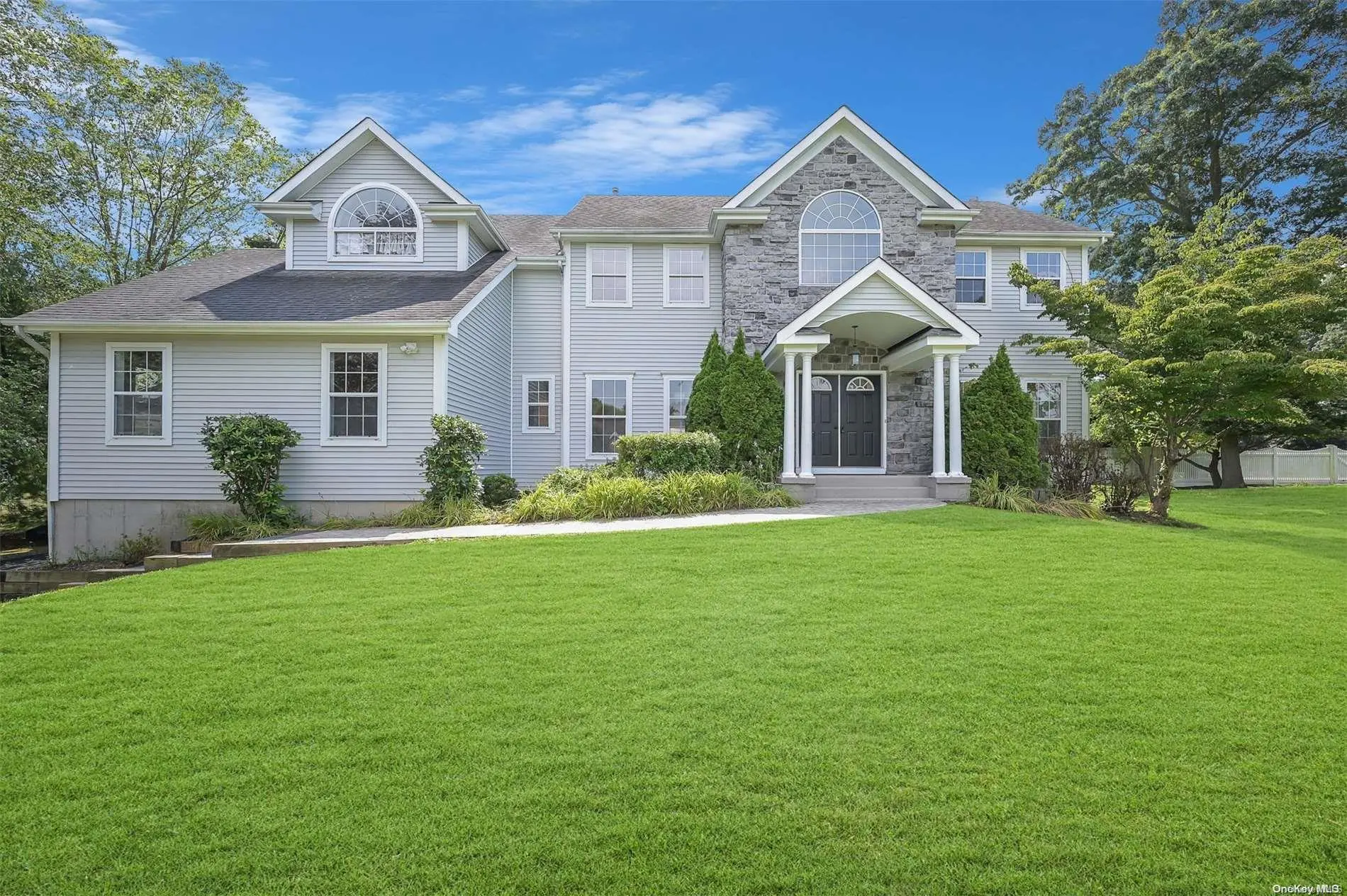 Photograph of 14 Ridgefield Drive
