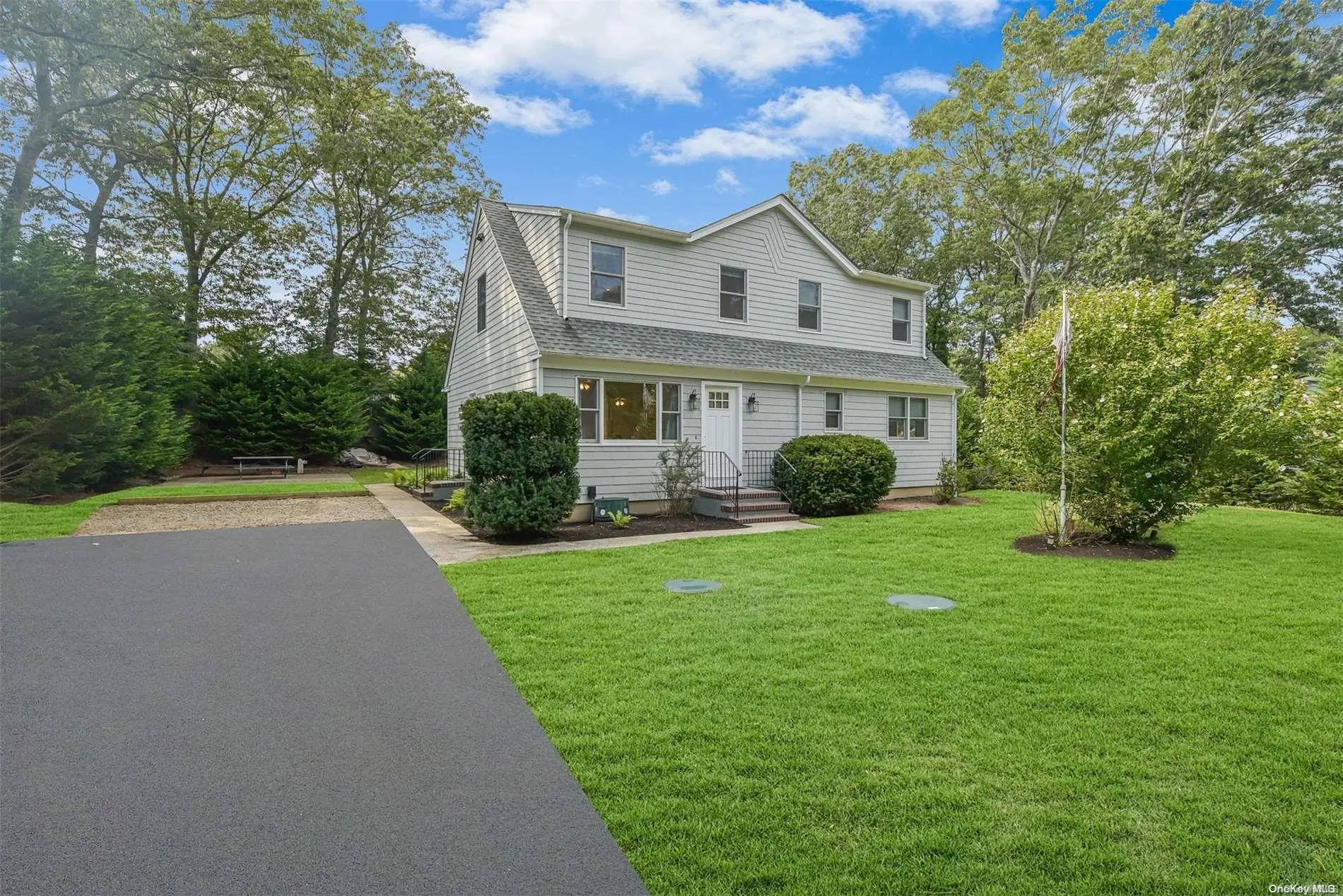 Photograph of 135 Oak Avenue