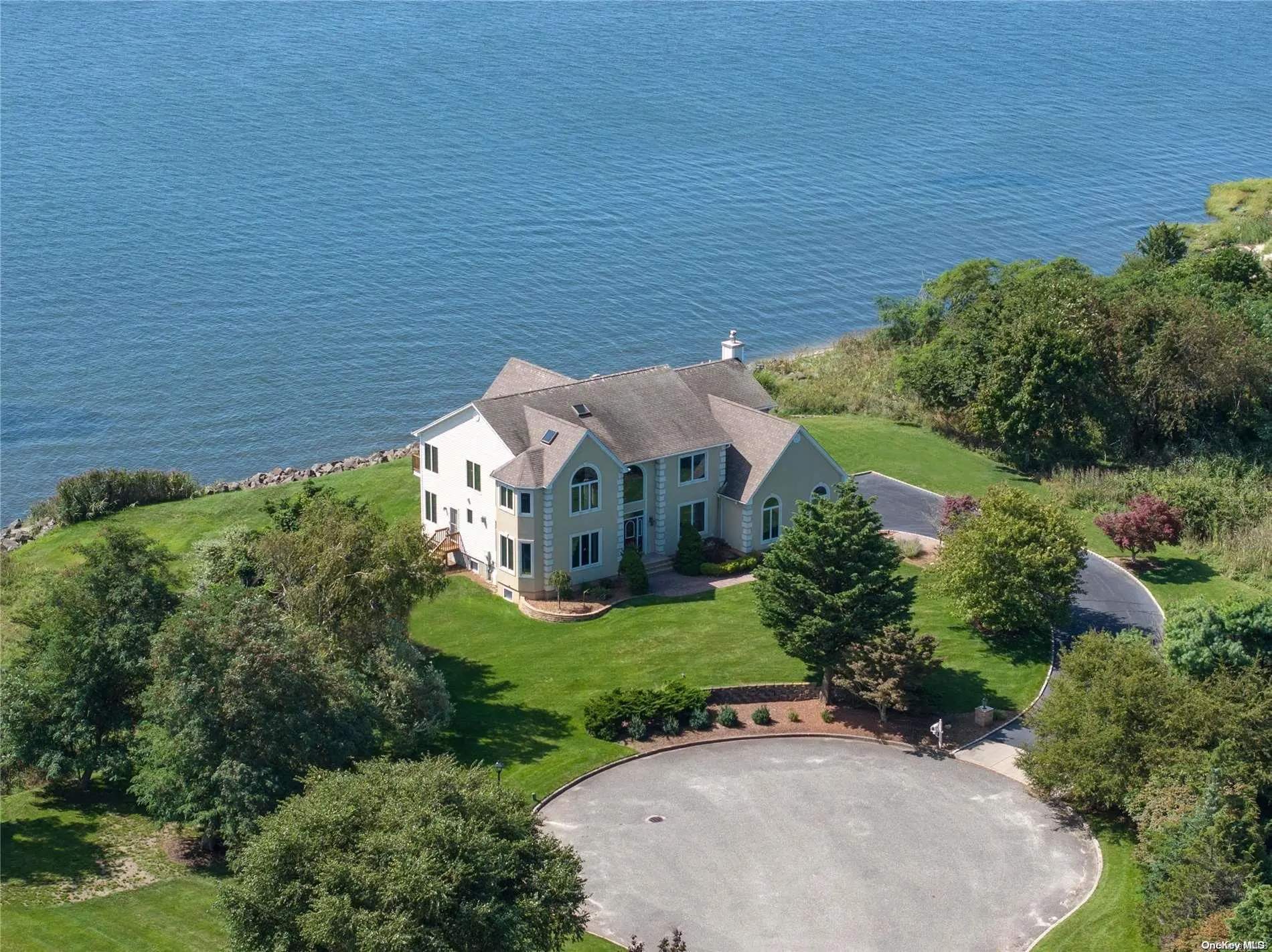 Photograph of 25 Skyhaven Drive