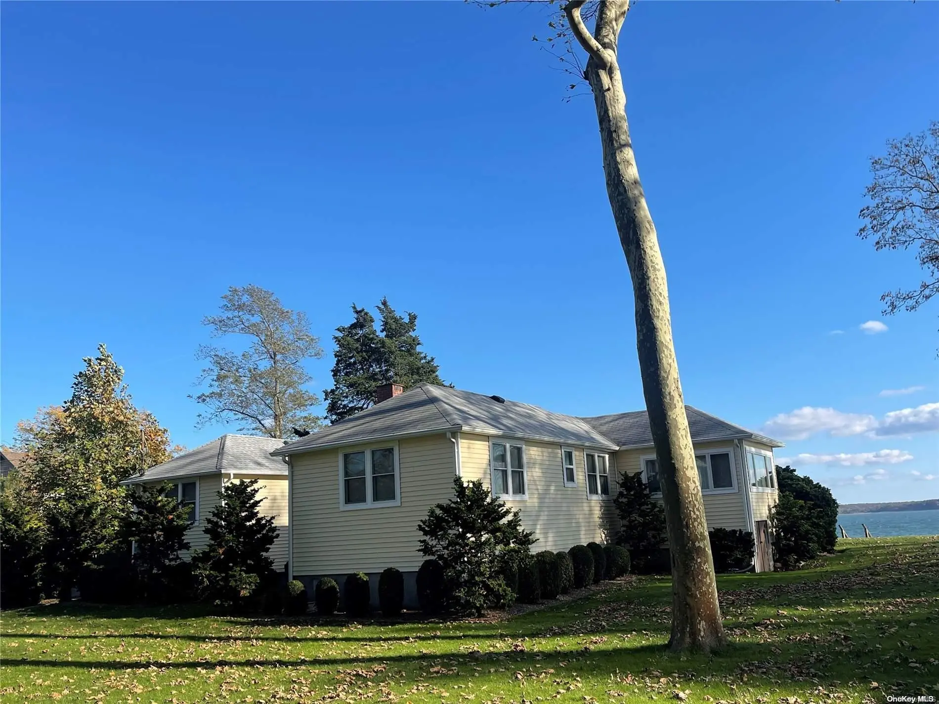 Photograph of 105 Lockitt Drive