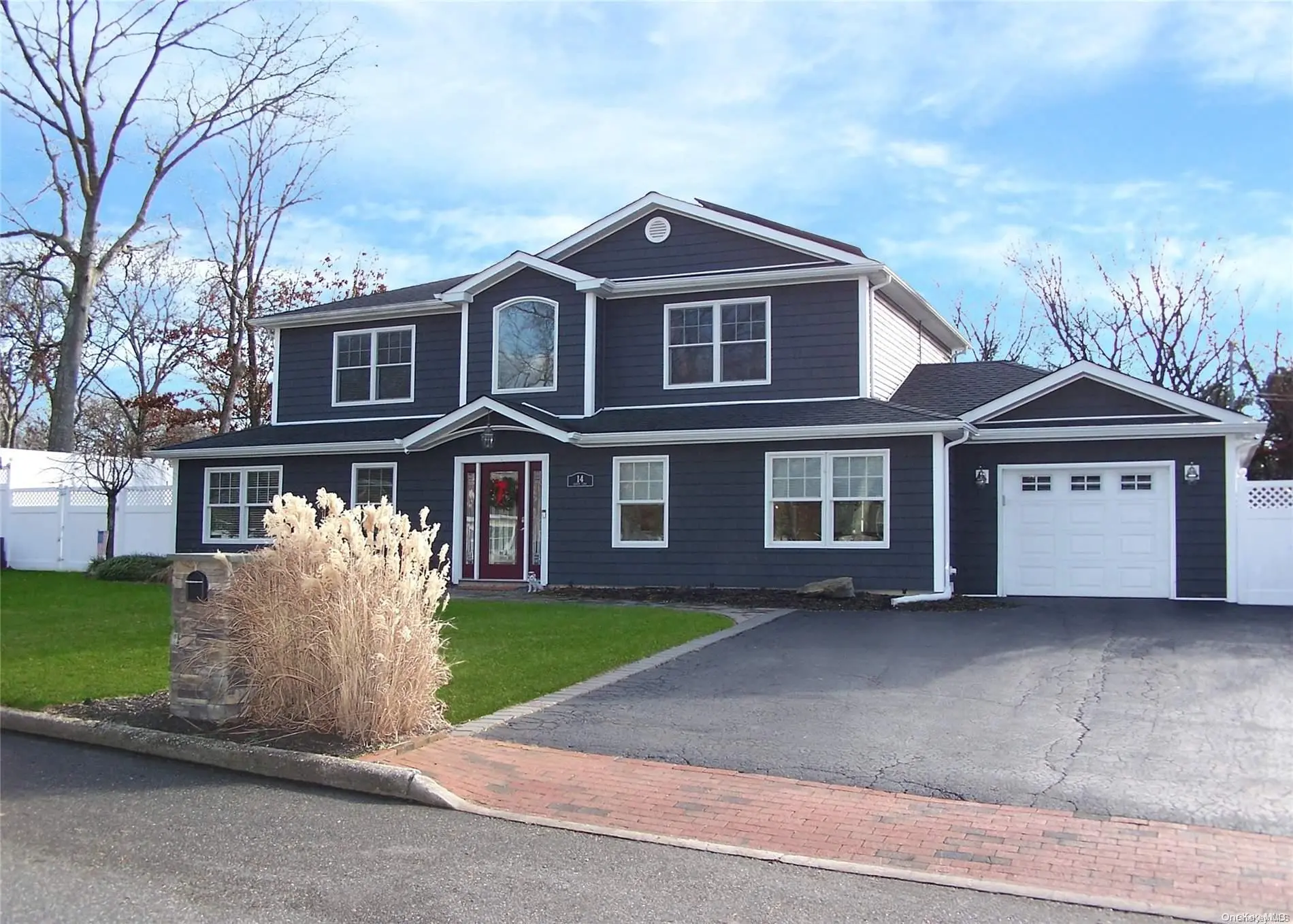 Photograph of 14 Arden Lane