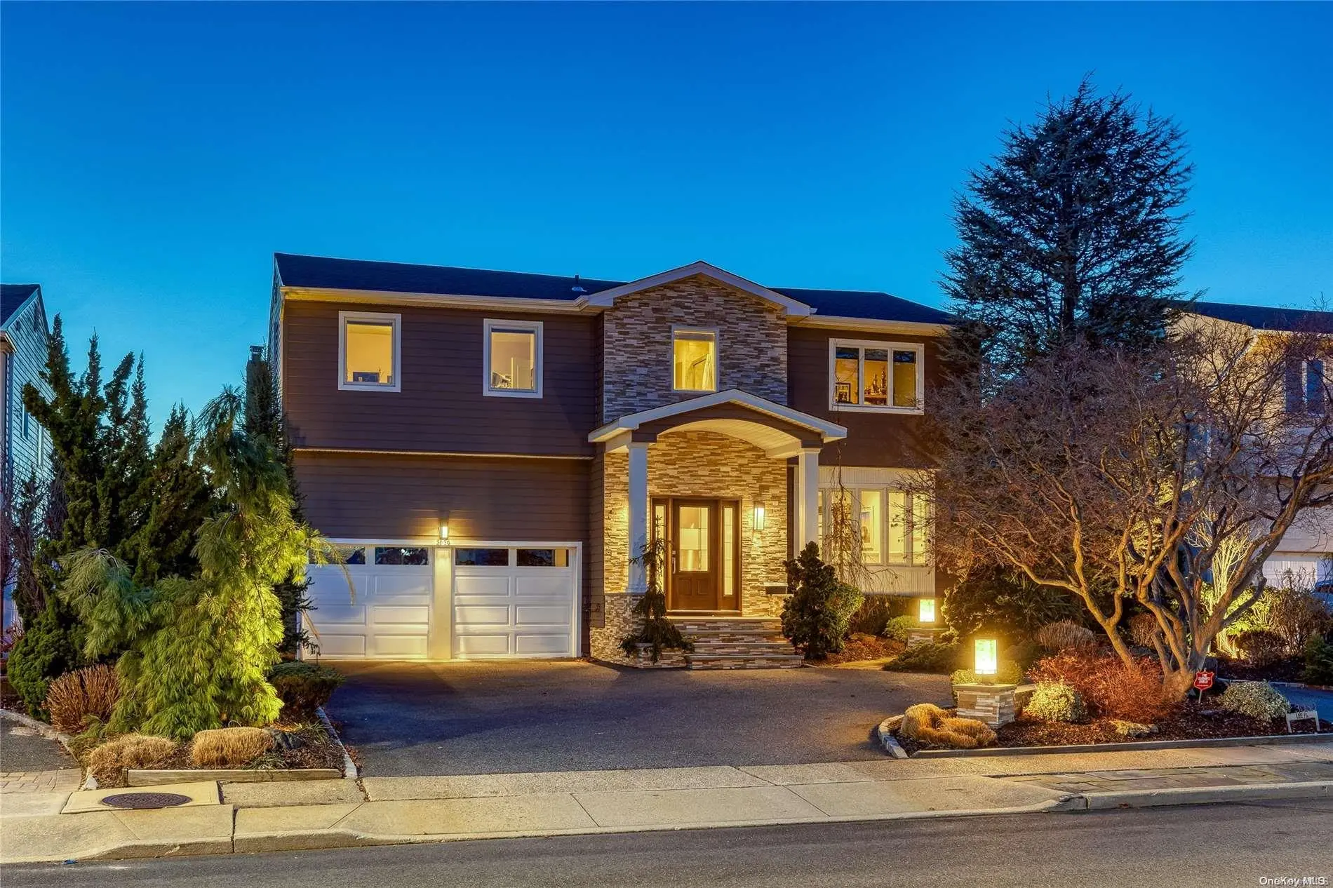 Photograph of 3030 Lee Place