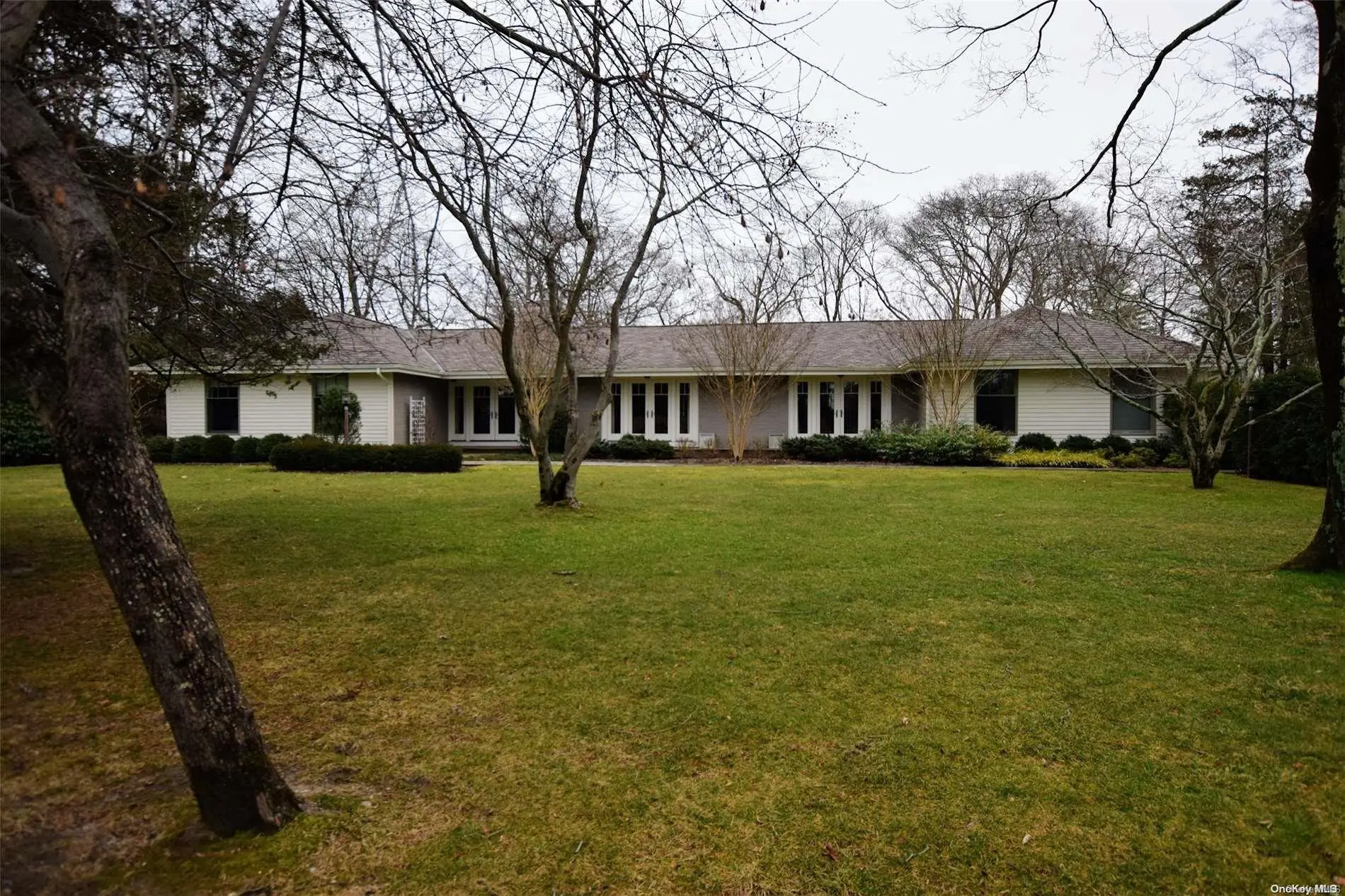 Photograph of 61 Howells Point Road