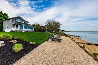Photograph of 5218 Peconic Bay Boulevard