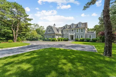 Photograph of 3 Sachem Lane