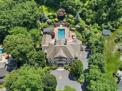 Photograph of 9 Fox Meadow Court