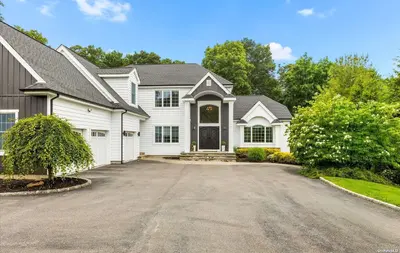 Photograph of 47 Hunting Hollow Court
