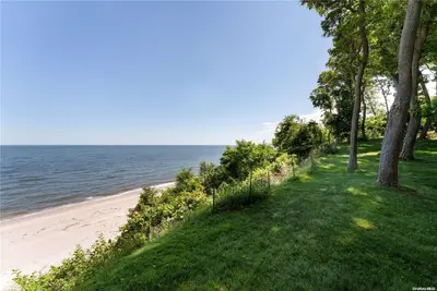 Photograph of 141 Briarcliff Road