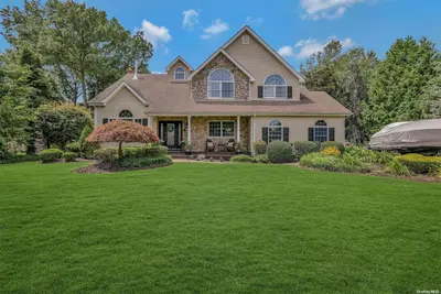 Photograph of 37 Locust Drive