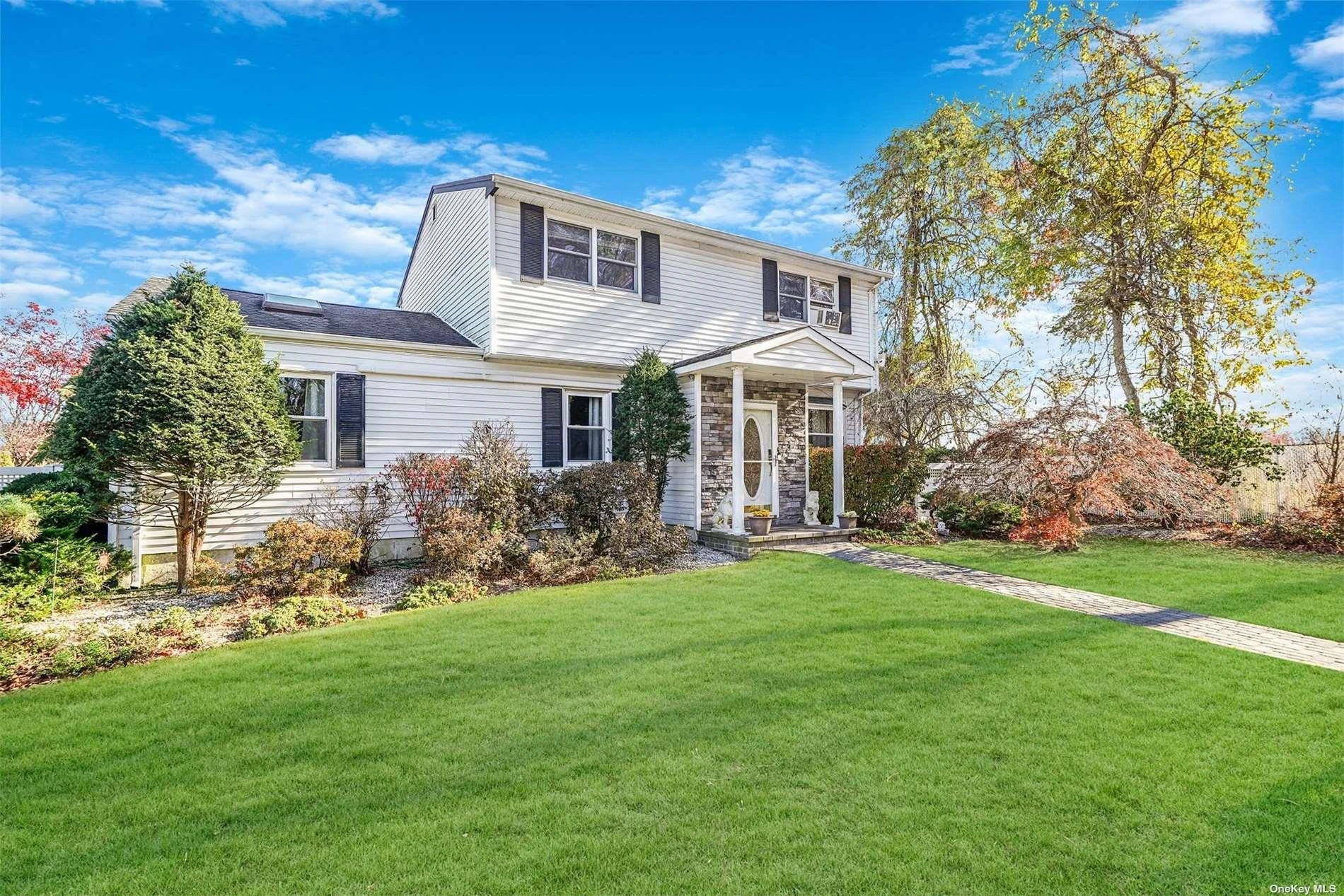 Photograph of 10 Marchant Drive