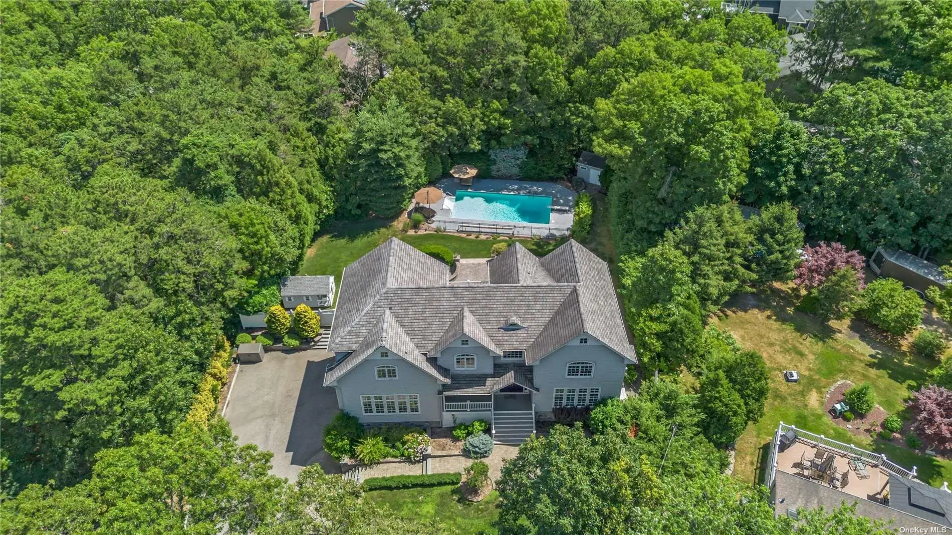 Photograph of 7 Pine Ridge Drive